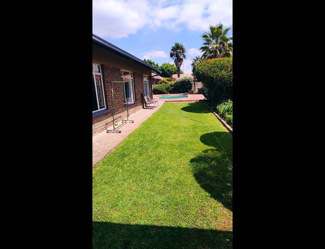 3 BEDROOM HOUSE TO LET IN VANDERBIJLPARK SE 6